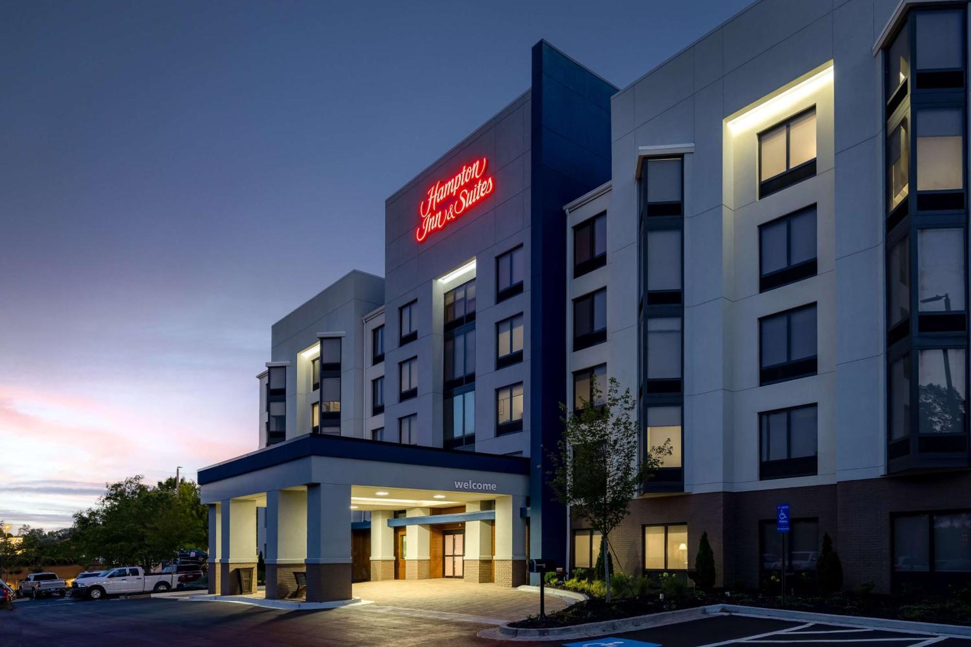 Hampton Inn & Suites Alpharetta Roswell Exterior photo